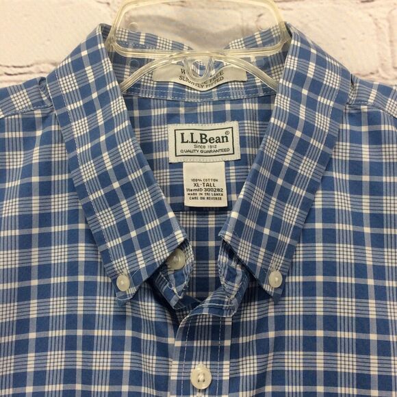 LL Bean Button Down Shirt Men' Size XLT Blue Plaid Casual Travel Slightly Fitted - Picture 2 of 5